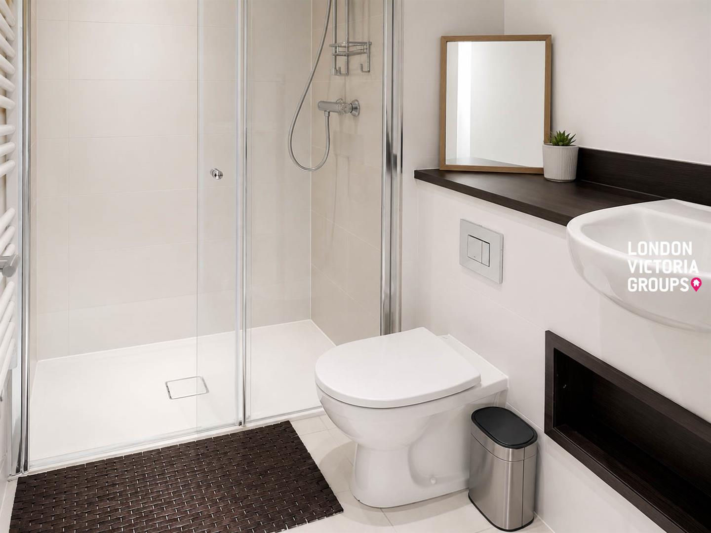2 bed property in Oslo Tower, Naomi Street, London